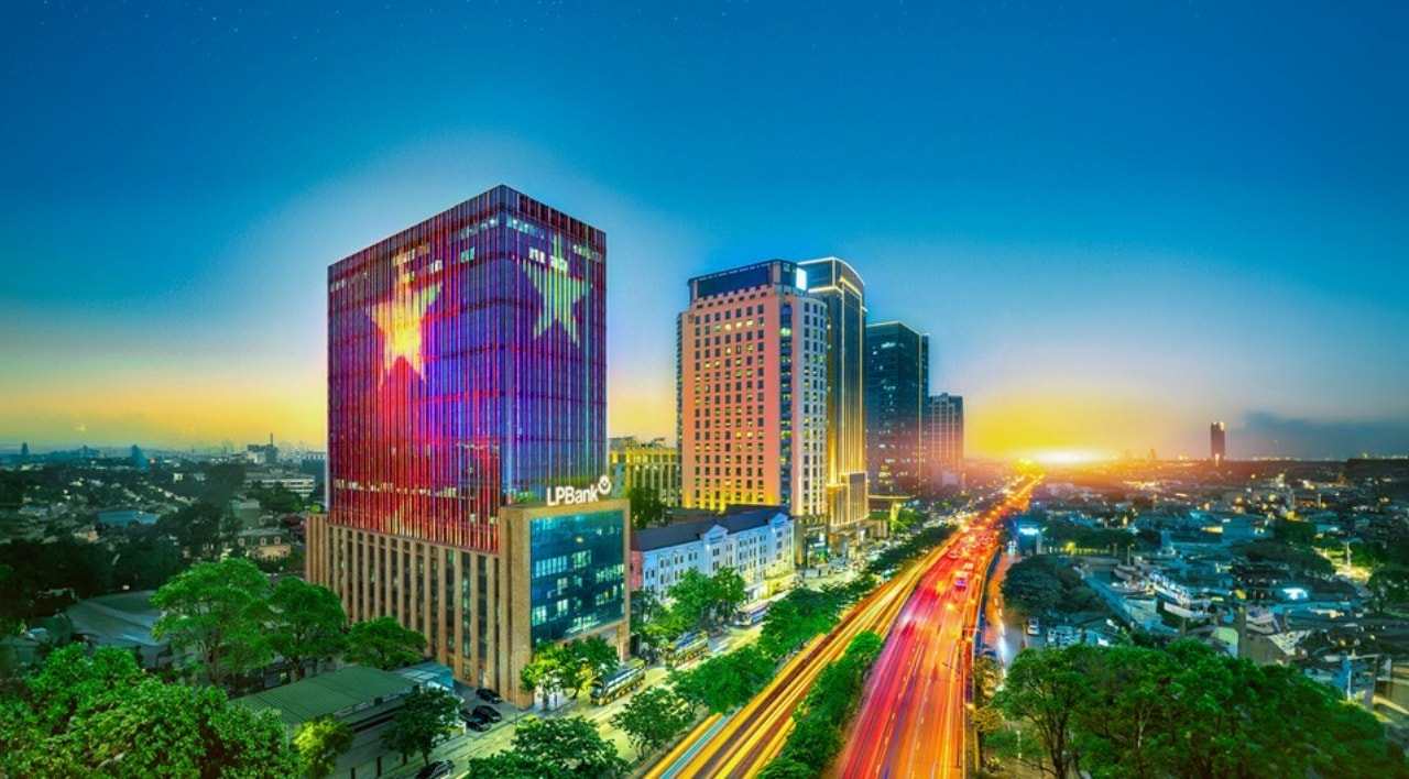 LPBank (LPB) dự kiến trình ĐHĐCĐ thường niên 2026 phương án chia cổ tức bằng tiền mặt 30% - Ảnh 1.