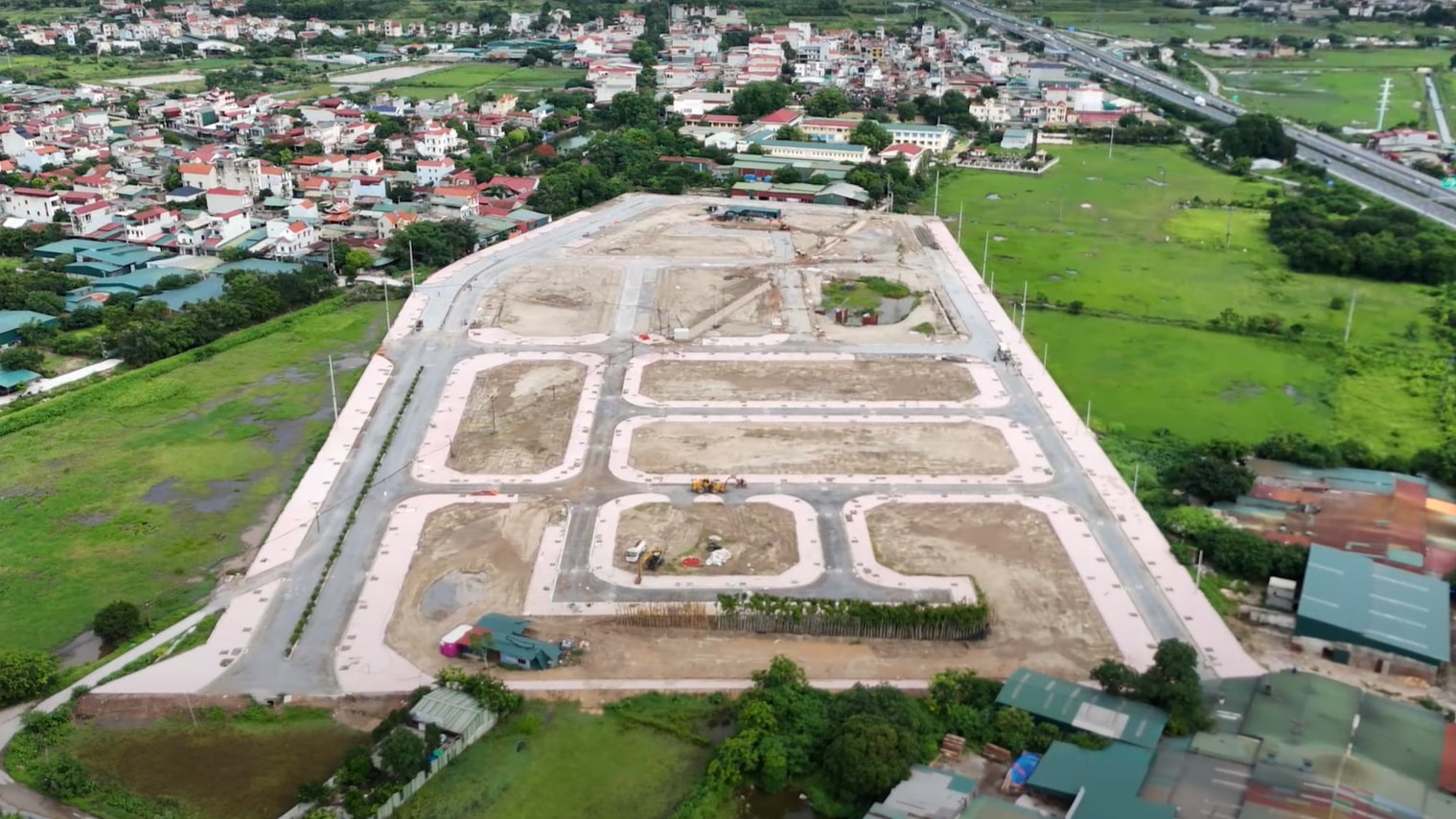 Hà Nội dự kiến đấu giá 306 khu đất năm 2026, thu về hơn 63.000 tỷ. Ảnh minh họa