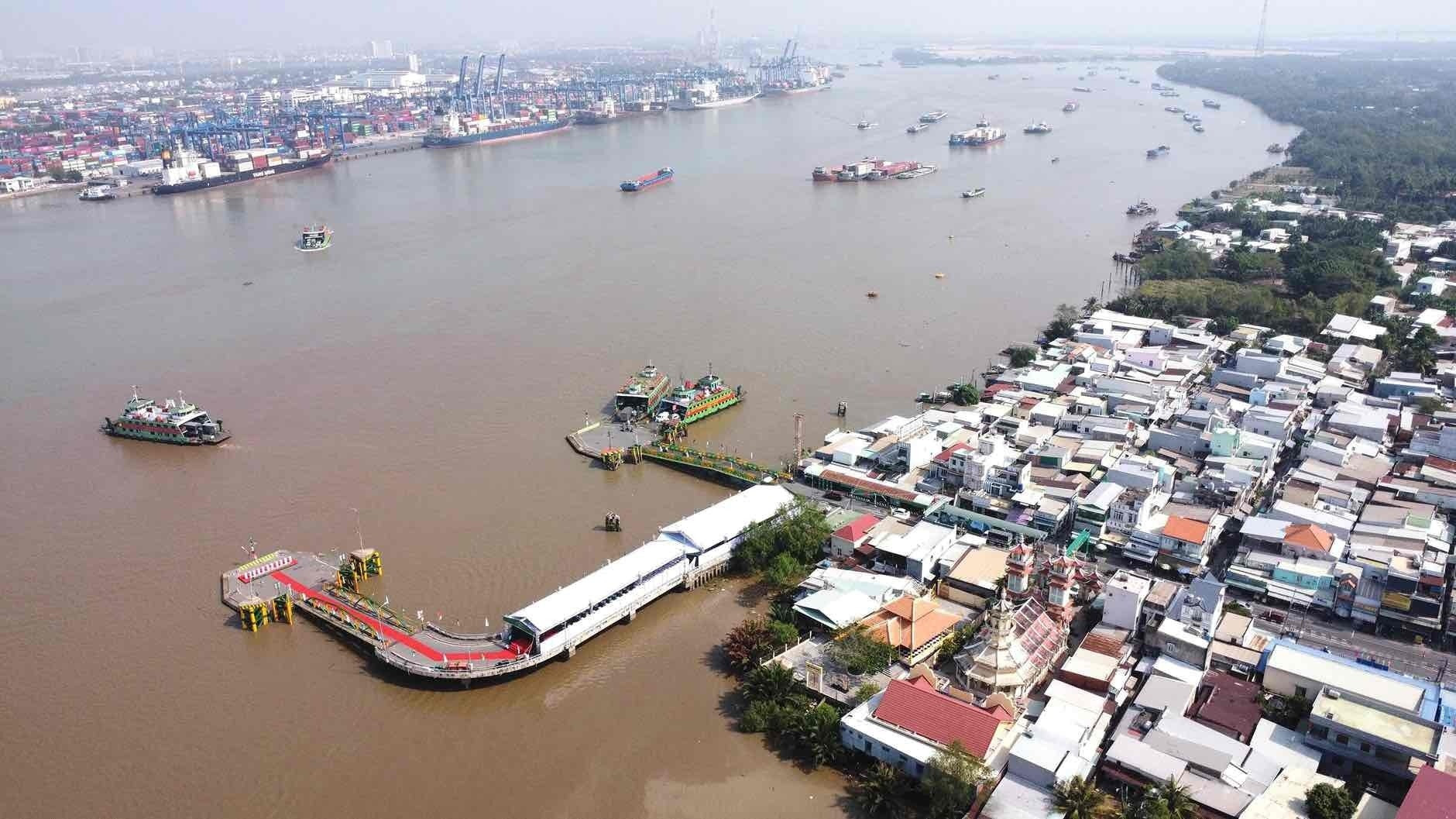 Khoảng 2 tháng nữa, khởi công cây cầu gần 20.000 tỷ nối 2 tỉnh thành giàu nhất cả nước, kết thúc sứ mệnh bến phà có từ thời Pháp thuộc- Ảnh 2. Khoảng 2 tháng nữa, khởi công cây cầu gần 20.000 tỷ nối 2 tỉnh thành giàu nhất cả nước, kết thúc sứ mệnh bến phà có từ thời Pháp thuộc- Ảnh 2.