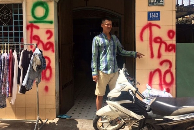 Từ nay, cấm đe dọa, vứt xác động vật, phun sơn, bôi nhọ khách vay… khi thu hồi nợ