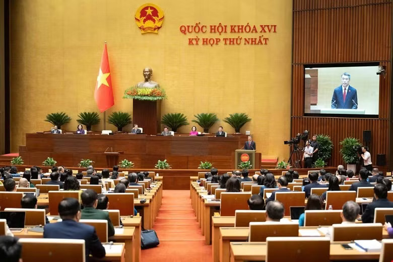 Hôm nay, Thủ tướng trình danh sách để Quốc hội phê chuẩn đề nghị bổ nhiệm phó thủ tướng, bộ trưởng và thành viên khác của Chính phủ. Hôm nay, Quốc hội phê chuẩn bổ nhiệm phó thủ tướng, bộ trưởng, trưởng ngành - Ảnh 1.