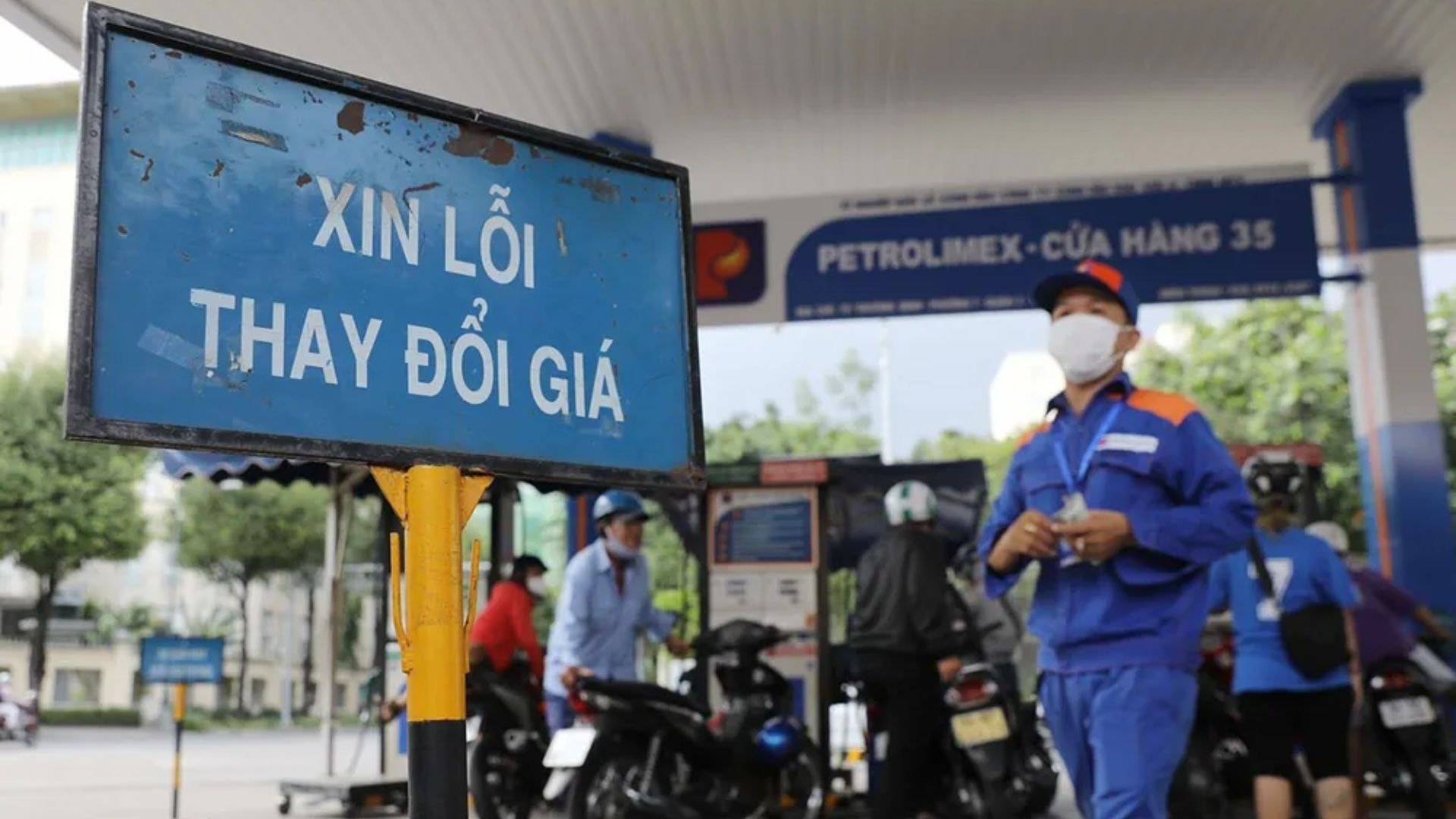 Chiều 8/4, giá xăng dầu đồng loạt giảm