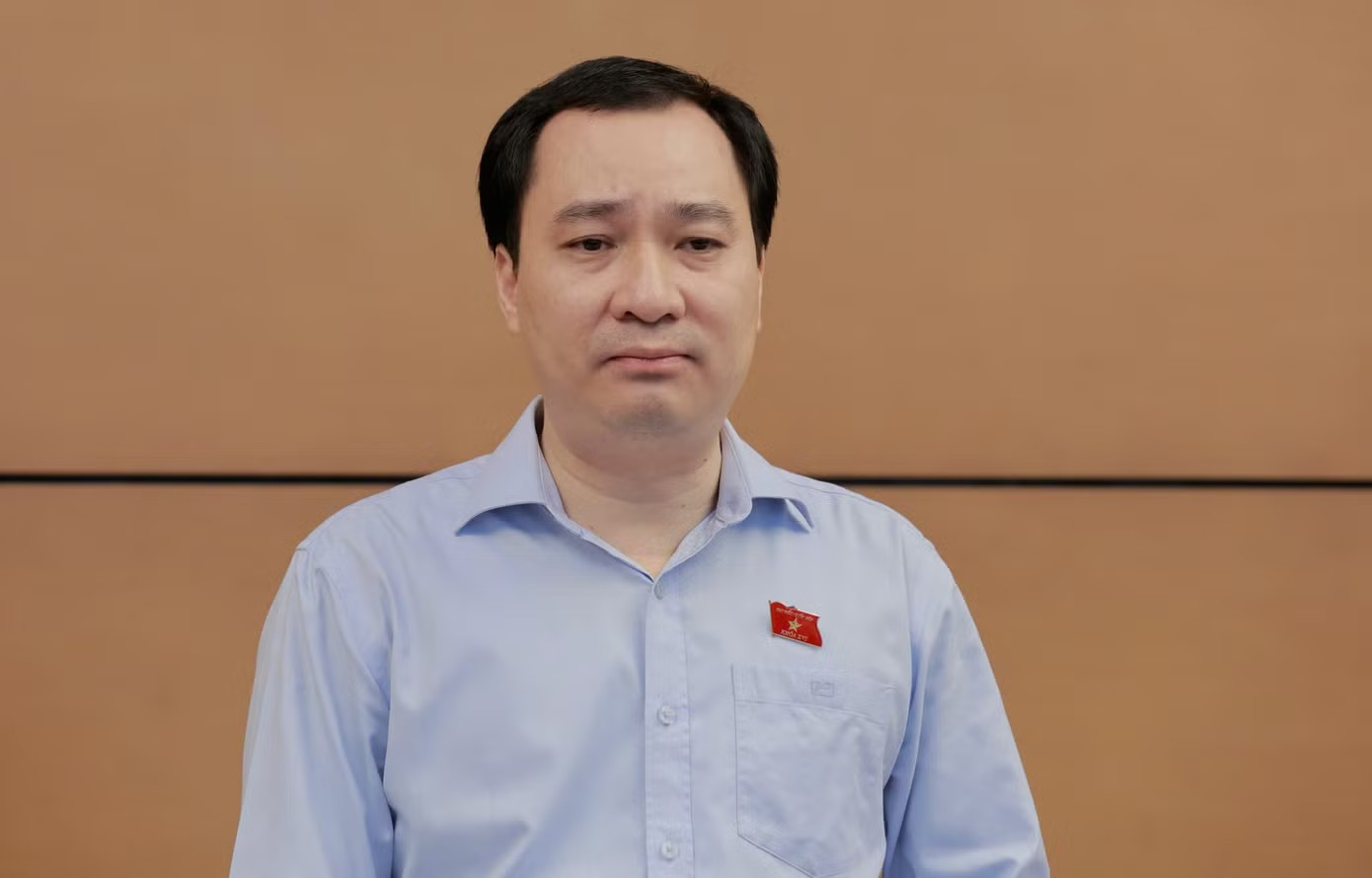 Đại biểu Quốc hội Vũ Văn Tiến (Đoàn Hải Phòng). Ảnh: PV Mua bán xe máy cũ không nên bắt buộc phải công chứng - Ảnh 2.