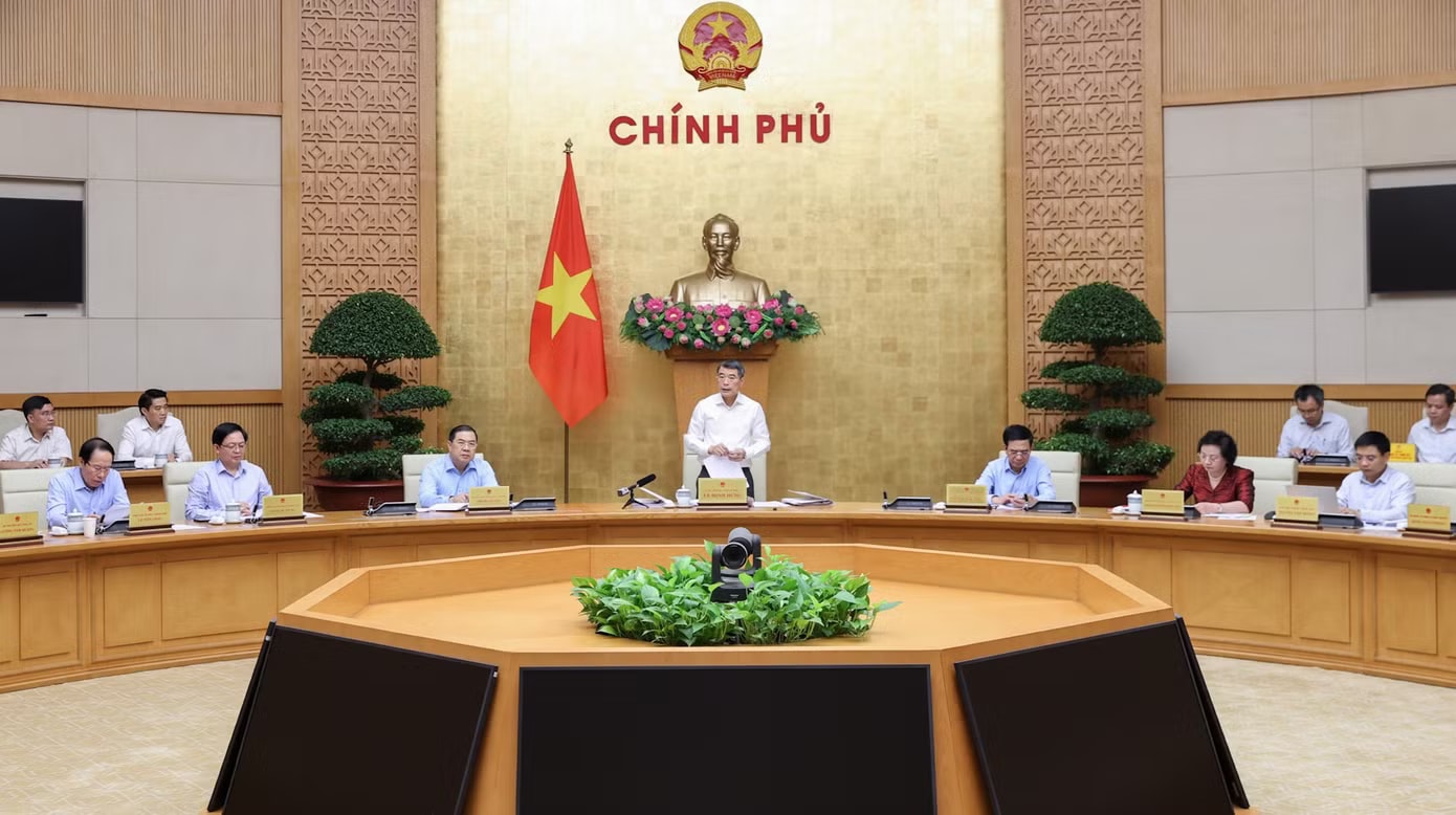 Thủ tướng Lê Minh Hưng yêu cầu khẩn trương bắt tay ngay vào công việc - Ảnh 2.