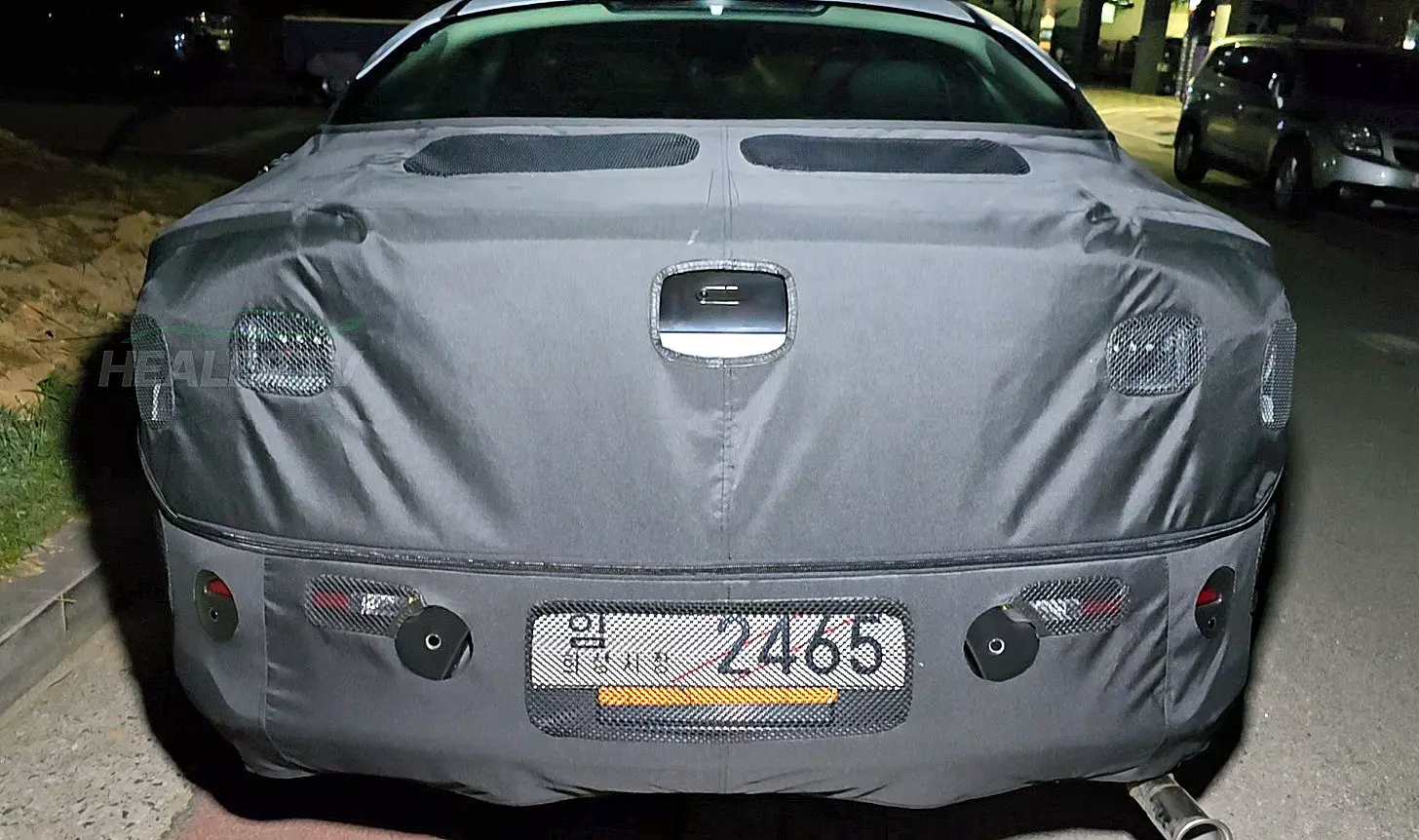 Kia K5 mới lộ diện: Sắp có bản cắm sạc, kéo dài vòng đời đến 2030, sẵn sàng 'bắt trend' khi về Việt Nam