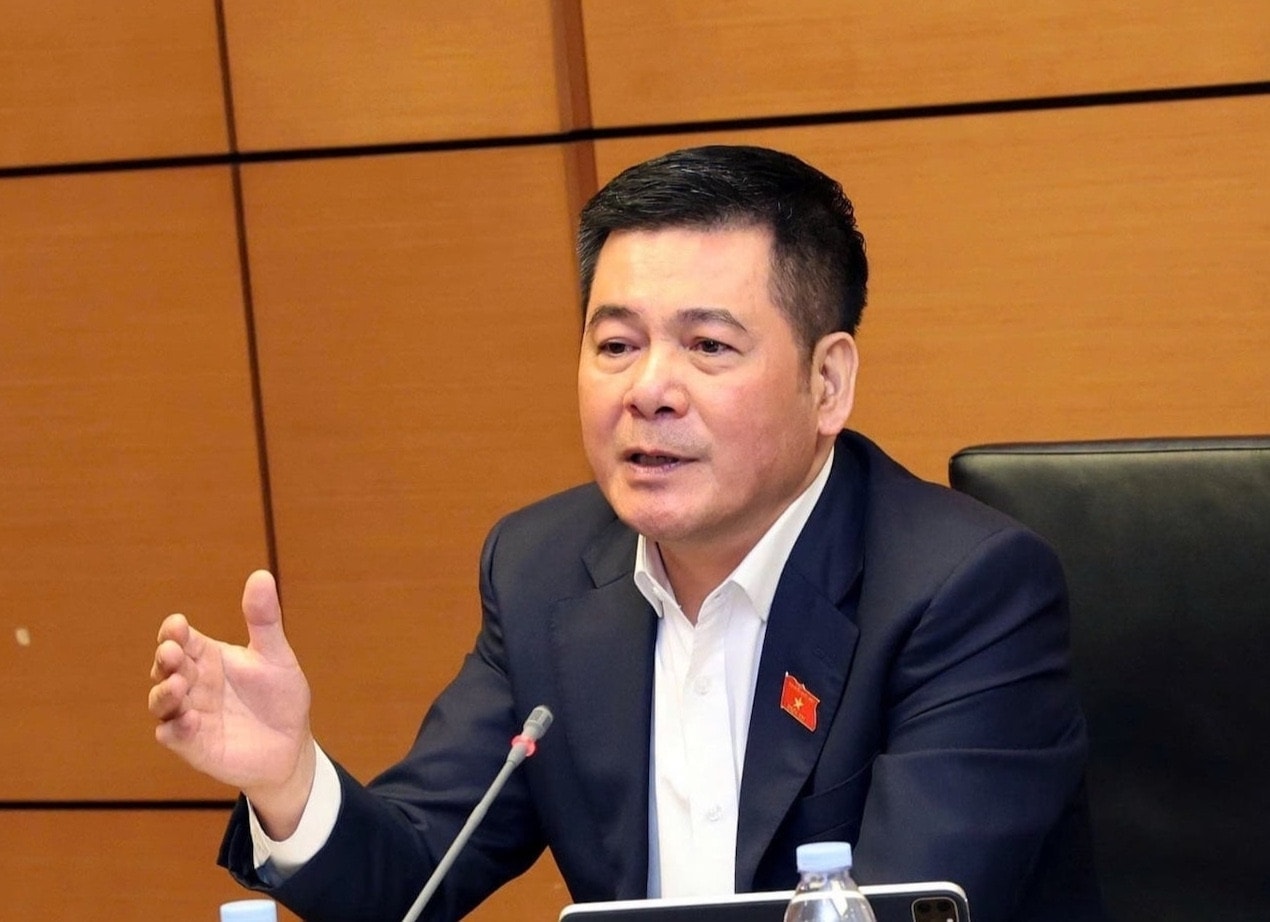 Phó chủ tịch Quốc hội nói thẳng về thực trạng ‘chân gỗ’ trong đấu thầu và nỗi lo ‘vùi tiền vào đất’