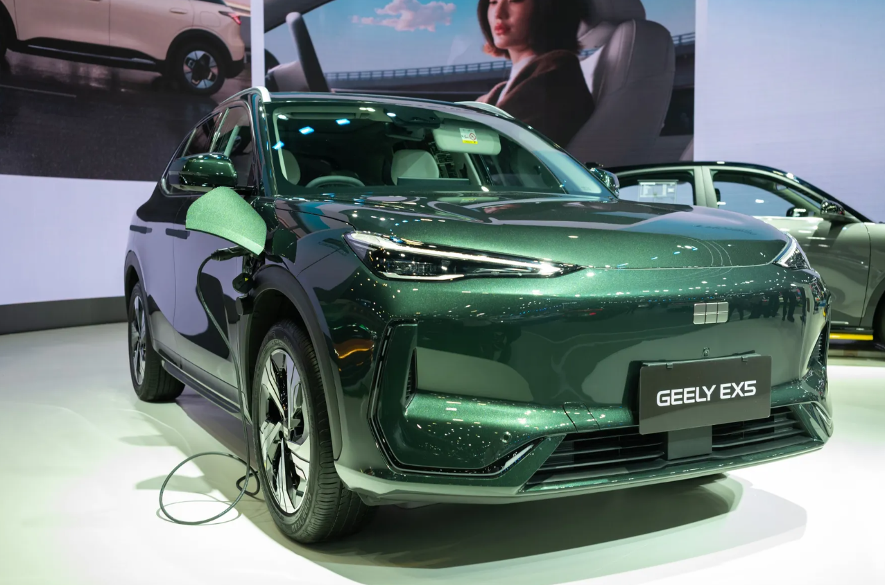 Hãng xe Trung Quốc vượt mặt BYD, trở thành cổ phiếu xe điện 'nóng' nhất toàn cầu