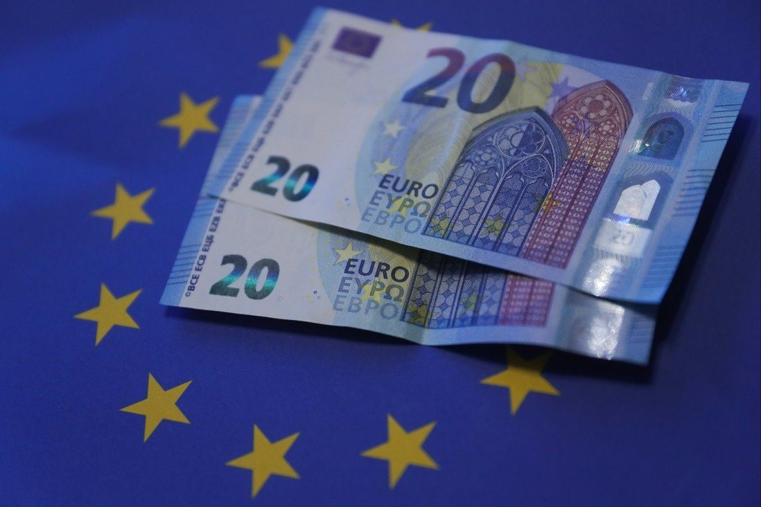 euro1122.jpg