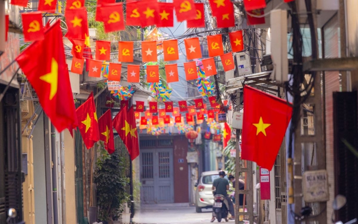 Chính thức: Bộ Nội vụ chốt không nghỉ liền 9 ngày dịp Giỗ Tổ Hùng Vương, 30/4 - 1/5