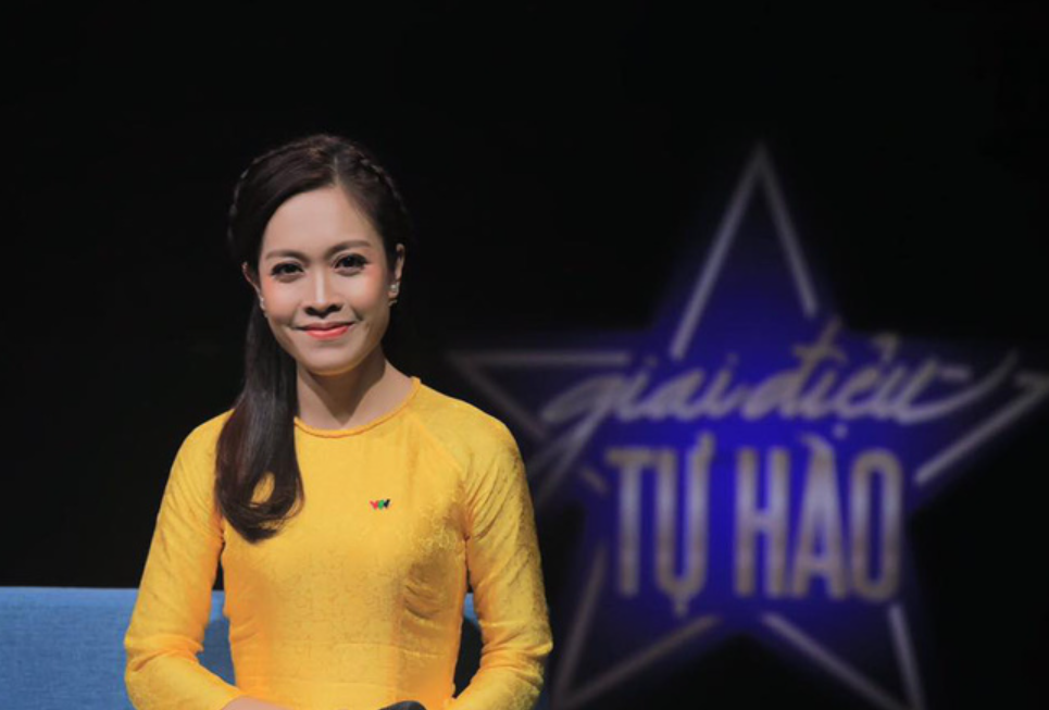 Nữ BTV đảm nhận nhiều chương trình 'ăn khách' VTV, là con gái của NSND nổi tiếng cả nước, đỗ thủ khoa ở tuổi U50