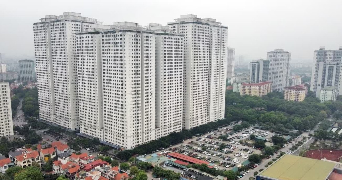 Hơn 10 năm chưa có sổ, cư dân chung cư 'vạn dân' được lấy ý kiến xử lý sai phạm chủ đầu tư Hơn 10 năm chưa có sổ, cư dân chung cư 'vạn dân' được lấy ý kiến xử lý sai phạm chủ đầu tư