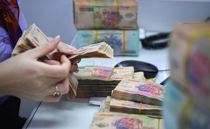 Vietcombank, LPBank, Sacombank… đồng loạt giảm lãi suất sau cuộc họp với Thống đốc