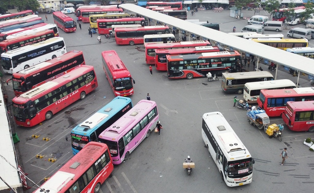 Tăng cường 500 xe phục vụ cao điểm nghỉ lễ Giỗ Tổ Hùng Vương, 30/4 và 1/5