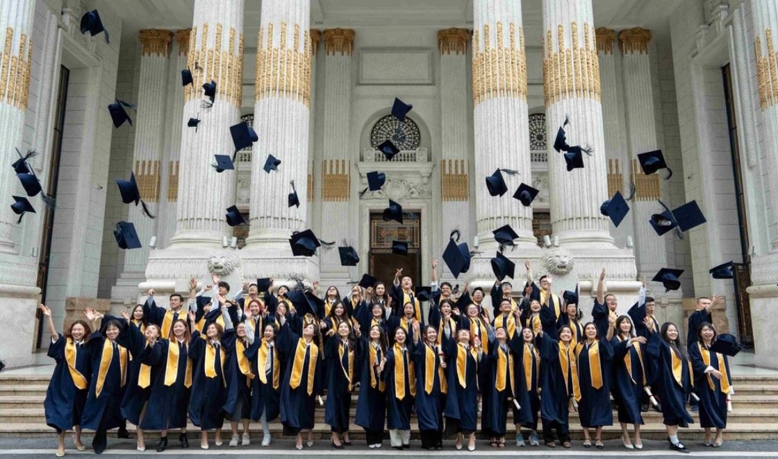 Trường đại học trẻ nhất Việt Nam quy tụ 100 nhà khoa học thế giới, tuyển chọn sinh viên 'toàn năng' đặt mục tiêu lọt Top 100 đại học toàn cầu