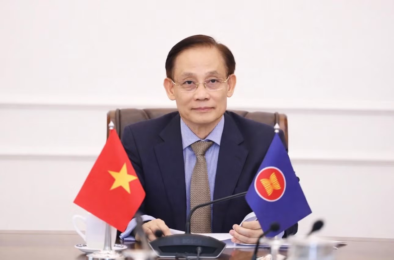 ASEAN kêu gọi đảm bảo lưu thông thông suốt tại eo biển Hormuz - Ảnh 1.