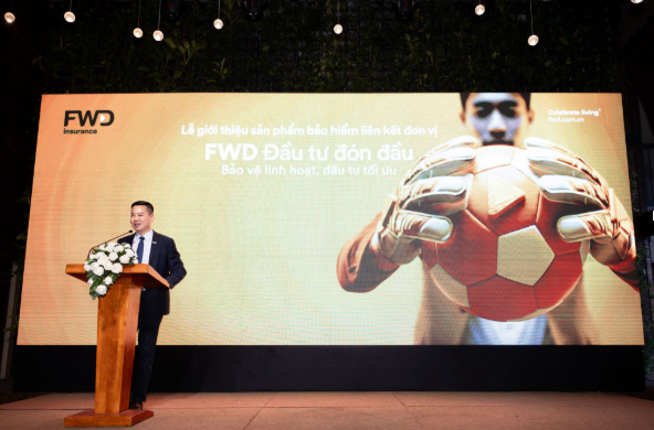 FWD Việt Nam ra mắt sản phẩm bảo hiểm liên kết đơn vị 'FWD Đầu tư đón đầu' - Ảnh 2.