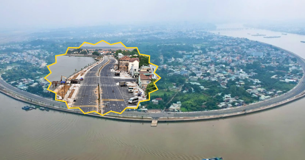 Việt Nam có một căn biệt thự trăm tuổi nằm ven sông nội địa dài nhất cả nước: Giá gần 5,4 tỷ, tuyến đường hơn 2.000 tỷ mới làm phải 'nắn' để tránh xâm phạm