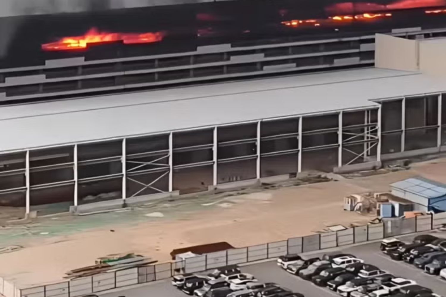 Cháy lớn tại nhà máy sản xuất xe điện: Nguyên nhân có phải đến từ pin?