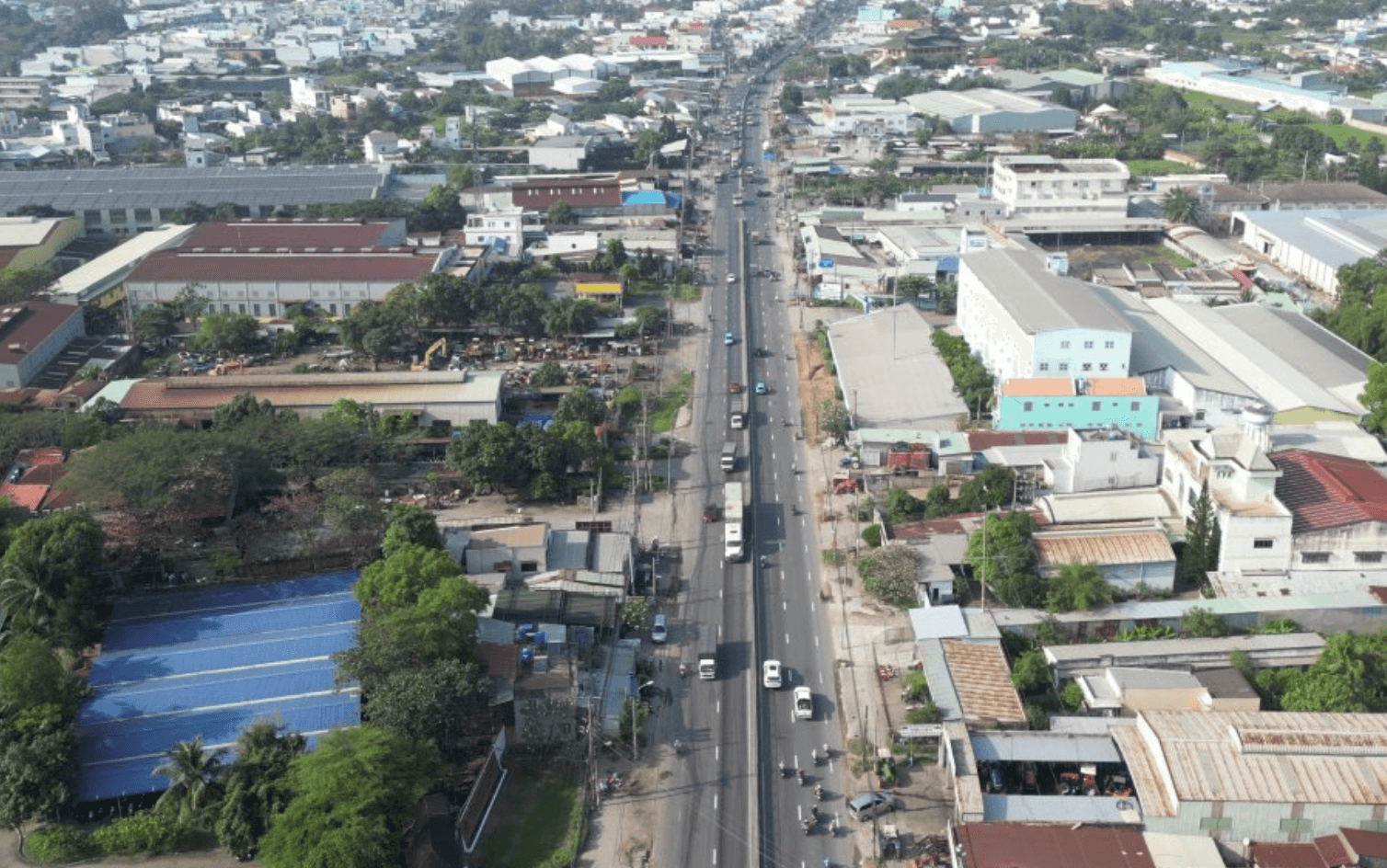 Tuyến quốc lộ dài nhất Việt Nam sắp được mở rộng lên gấp đôi, vốn đầu tư khoảng 11.000 tỷ- Ảnh 2. Tuyến quốc lộ dài nhất Việt Nam sắp được mở rộng lên gấp đôi, vốn đầu tư khoảng 11.000 tỷ- Ảnh 2.