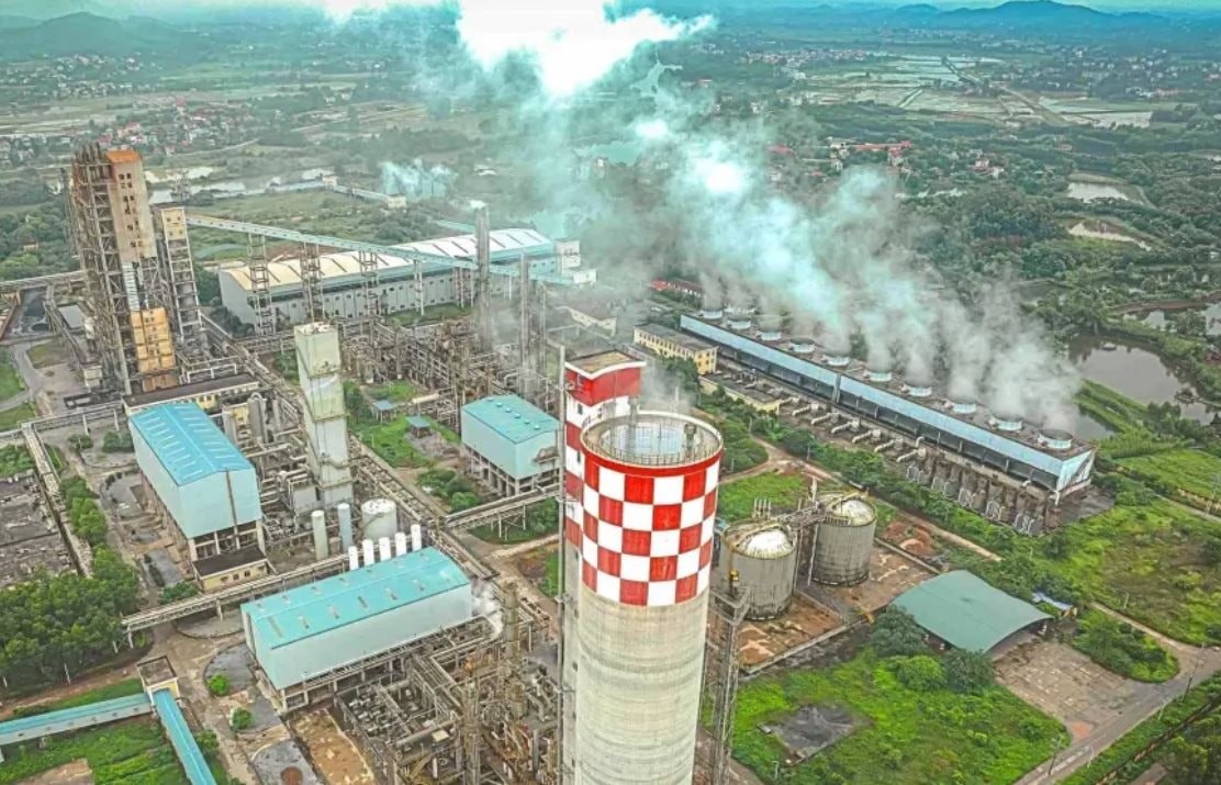 Hai sếp lớn một doanh nghiệp hóa chất vốn hóa 4.000 tỷ đồng vừa xin từ nhiệm