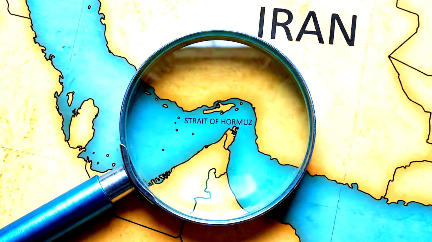 Nóng: Iran lại đóng cửa eo biển Hormuz