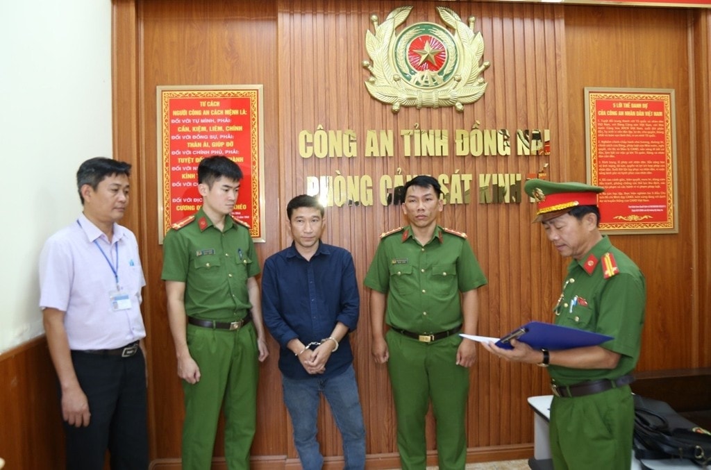 Bắt tạm giam Phan Văn Lợi và Phạm Trọng Nghĩa