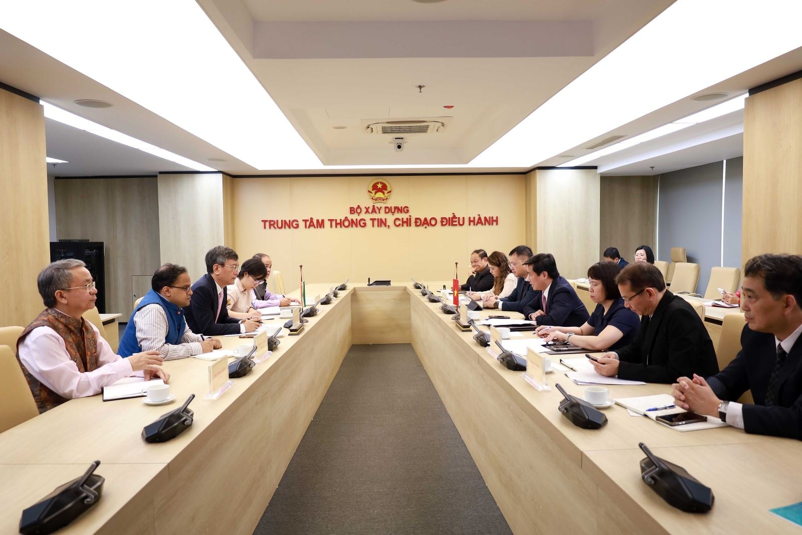 Việt Nam và quốc gia đông dân nhất thế giới dự kiến sẽ có thêm nhiều đường bay mới- Ảnh 1.