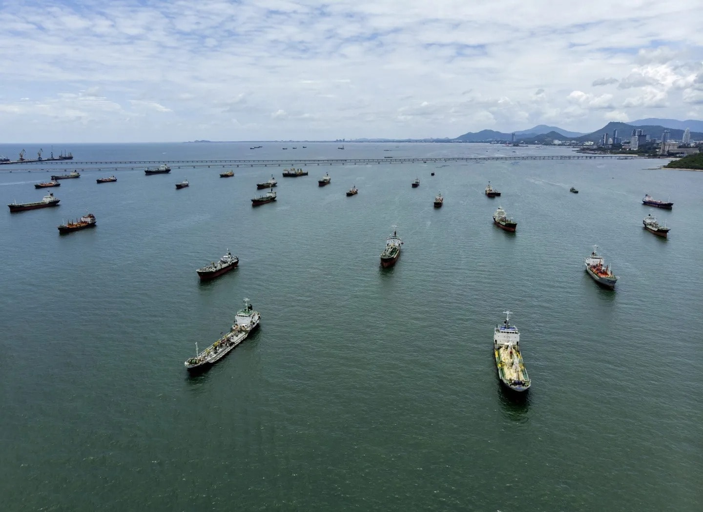 Không còn là khủng hoảng tạm thời, thị trường năng lượng toàn cầu đã thay đổi vĩnh viễn?