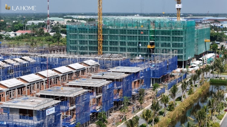 Bất động sản Vành đai 3 TP. HCM trước giờ ‘G’: Kịch bản Hà Nội lặp lại, Bến Lức trở thành điểm rơi của dòng vốn- Ảnh 5. Bất động sản Vành đai 3 TP. HCM trước giờ ‘G’: Kịch bản Hà Nội lặp lại, Bến Lức trở thành điểm rơi của dòng vốn- Ảnh 5.