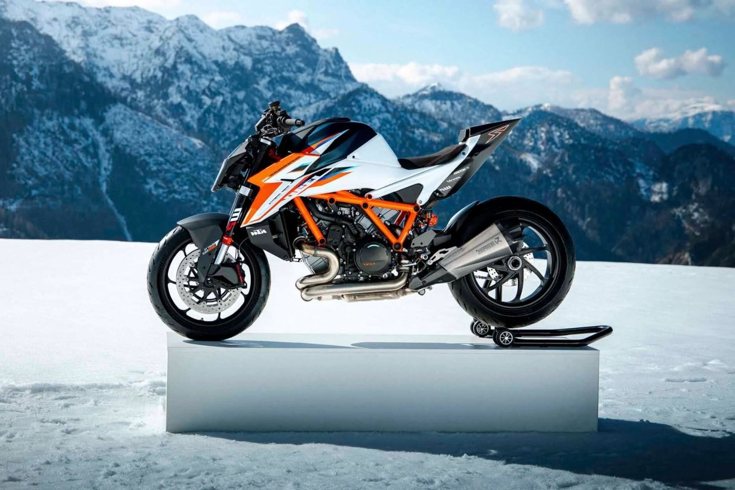 KTM 1390 Super Duke RR 1