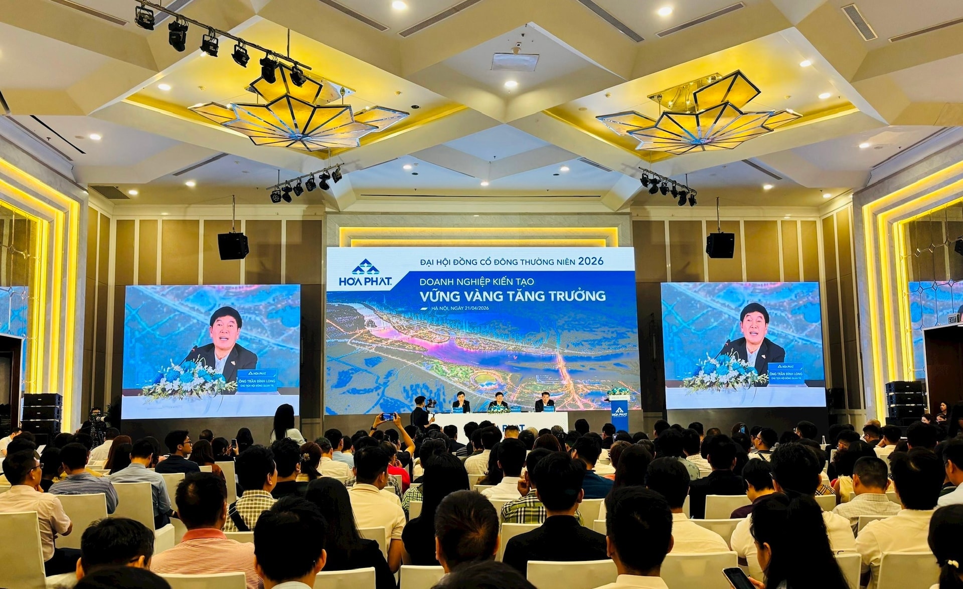 Nói về thép Trung Quốc, tỷ phú Trần Đình Long khẳng định 'mất dây thần kinh sợ lâu rồi'