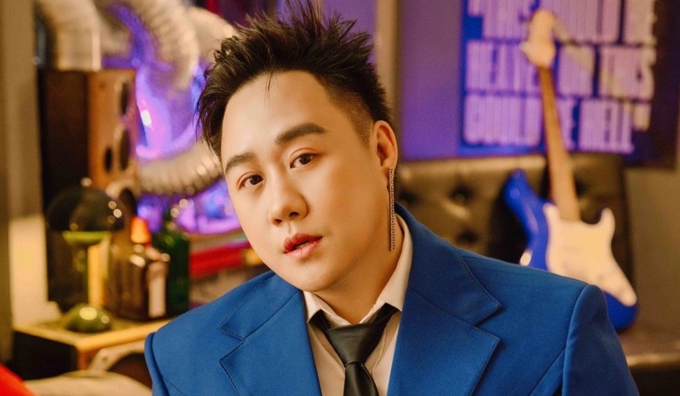 Xuất hiện thông tin nam ca sĩ nổi tiếng say xỉn, hành hung khiến một nữ bác sĩ bầm tím mắt và cánh tay