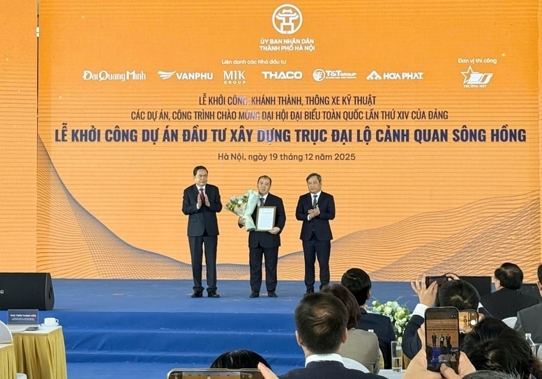 7c6d_traoquyetdinh1-1766114709928436407371.jpg