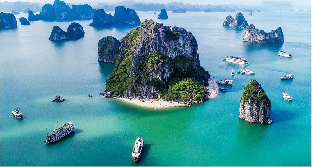 Thắng cảnh được tổ chức quốc tế nhiều lần xướng tên xây tương lai mới, nâng cao vị thế toàn cầu- Ảnh 2. Thắng cảnh được tổ chức quốc tế nhiều lần xướng tên xây tương lai mới, nâng cao vị thế toàn cầu- Ảnh 2.