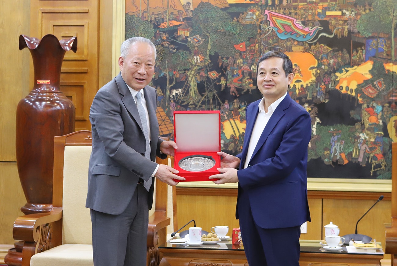 Tập đoàn Xây dựng Tô Thương (Trung Quốc) quan tâm t số dự án giao thông kết nối tới sân bay Gia Bình. Nguồn ảnh: UBND tỉnh Bắc Ninh Tập đoàn Xây dựng Tô Thương (Trung Quốc) quan tâm t số dự án giao thông kết nối tới sân bay Gia Bình. Nguồn ảnh: UBND tỉnh Bắc Ninh