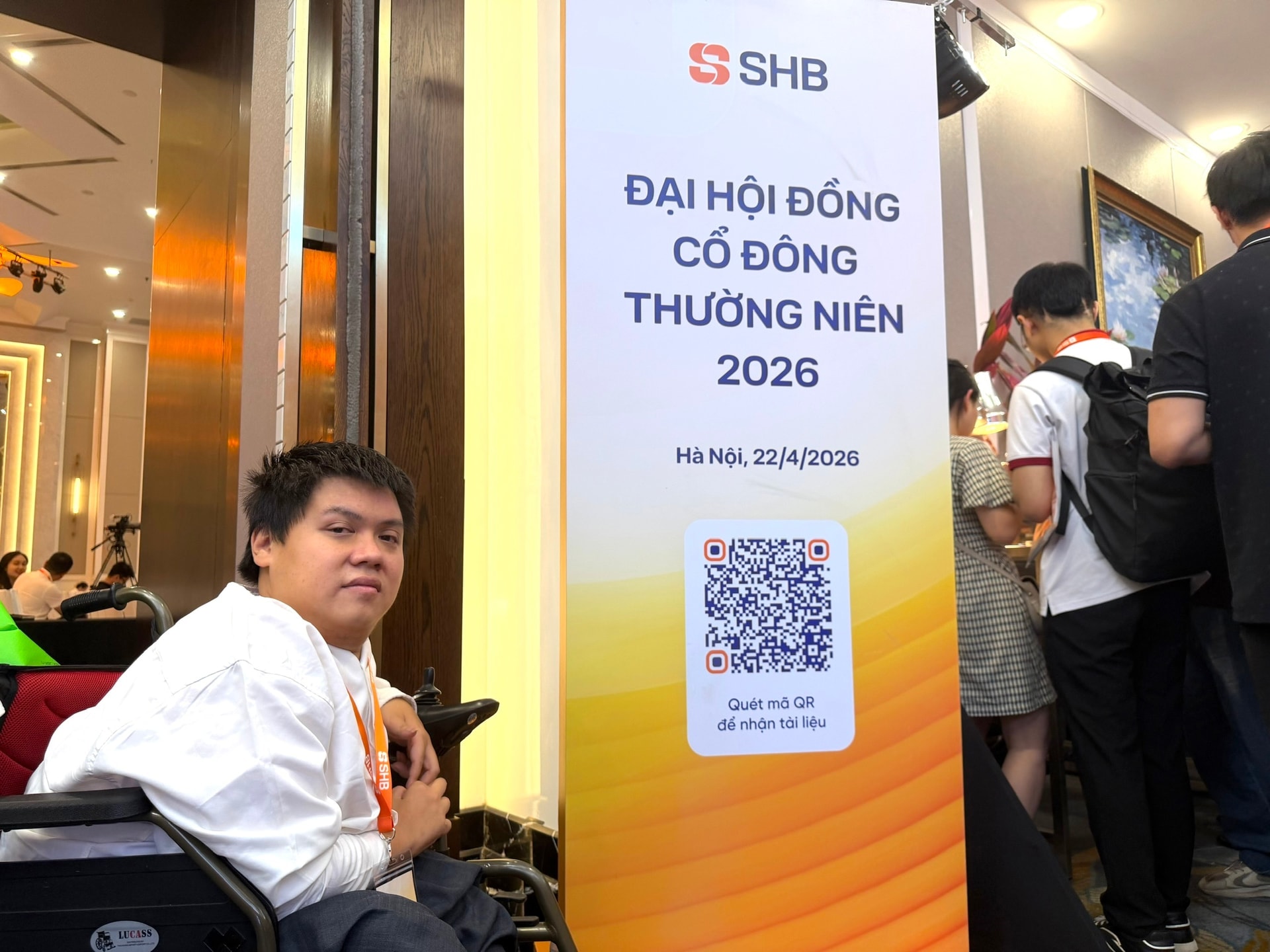 Ông Đ.A, một nhà đầu tư cá nhân là người khuyết tật của SHB đã chia sẻ về trách nhiệm xã hội đối với doanh nghiệp