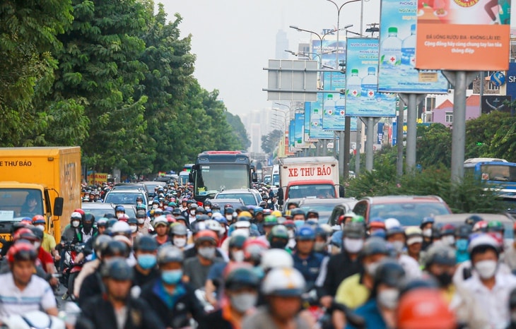 Phát Đạt (PDR) đề xuất làm trục đường trên cao gần 16.000 tỷ tại TP giàu có nhất cả nước- Ảnh 1. Phát Đạt (PDR) đề xuất làm trục đường trên cao gần 16.000 tỷ tại TP giàu có nhất cả nước- Ảnh 1.