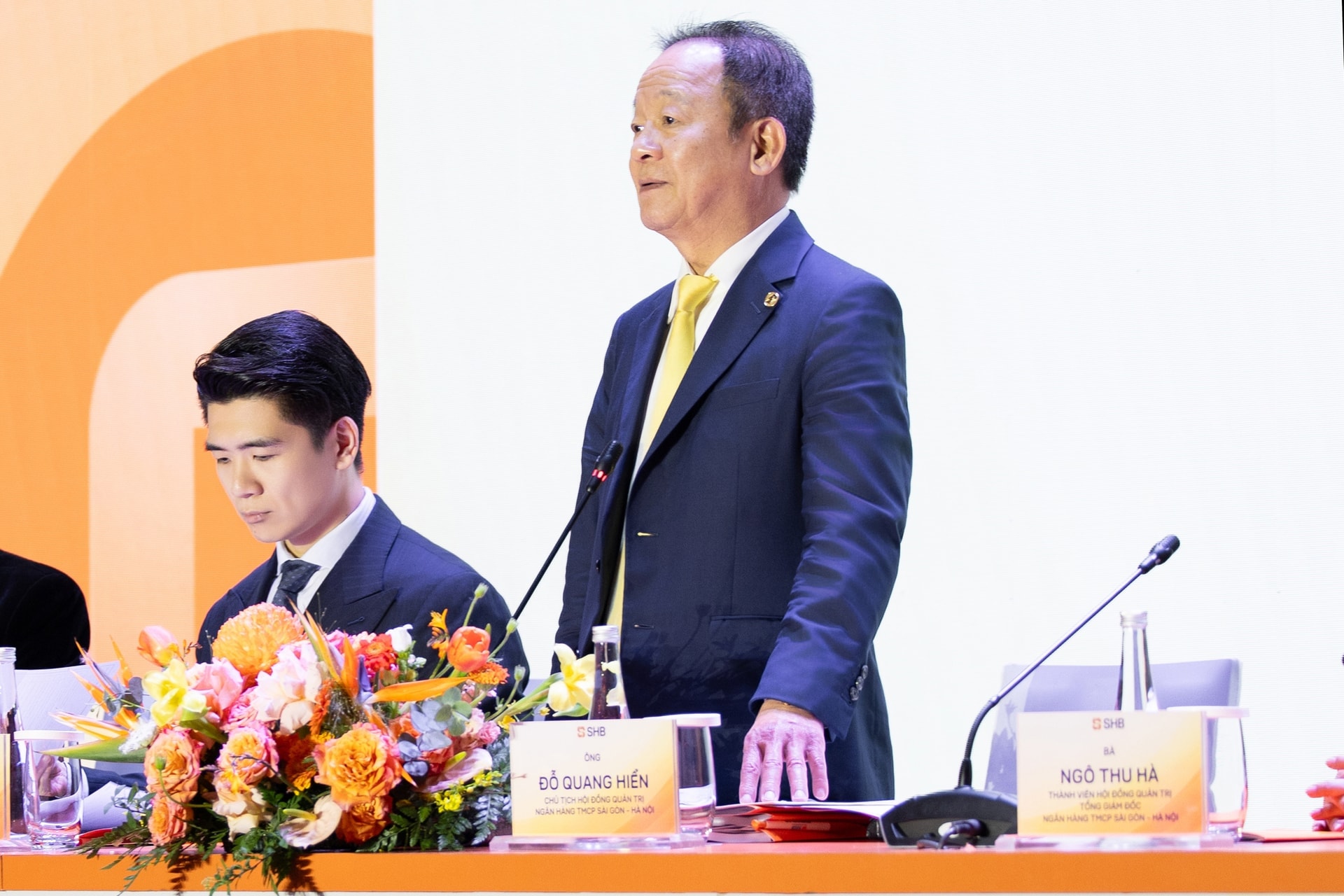 Một kỷ lục vừa xác lập tại ĐHĐCĐ ngân hàng Top 5 TMCP tư nhân Việt Nam - Ảnh 2.