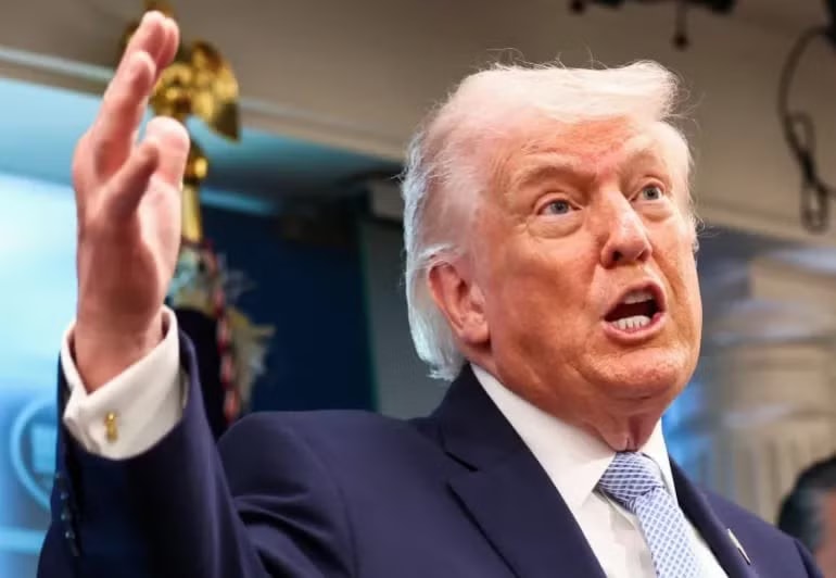 Tổng thống Mỹ Trump từ chối đưa ra mốc thời gian chấm dứt xung đột, bác bỏ kịch bản tấn công hạt nhân Iran - Ảnh 1.