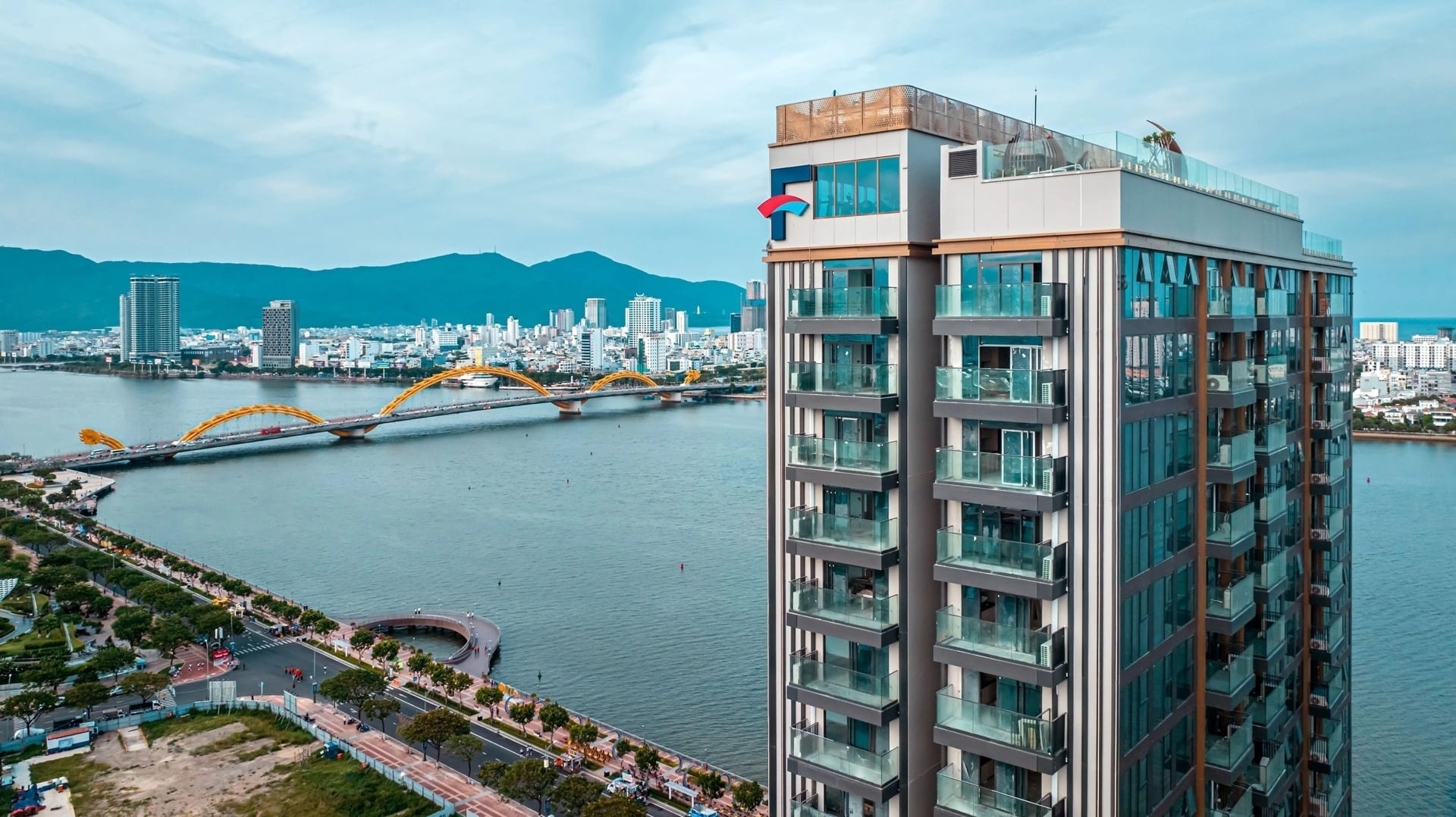 Bất động sản Đà Nẵng bước vào chu kỳ mới: Nguồn cung tăng mạnh, áp lực hấp thụ gia tăng- Ảnh 2.