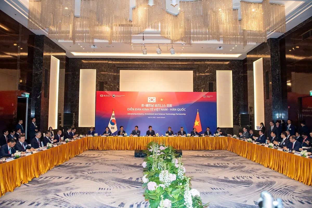 toan-canh-dien-dan-kinh-te-viet-nam-han-quoc-tai-ha-noi-ngay-23-compressed.jpg