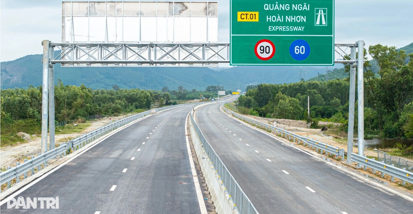 Thông xe 4 tháng, cao tốc 20.400 tỷ giảm tải cho tuyến quốc lộ dài nhất cả nước vẫn chưa được khai thác- Ảnh 1.