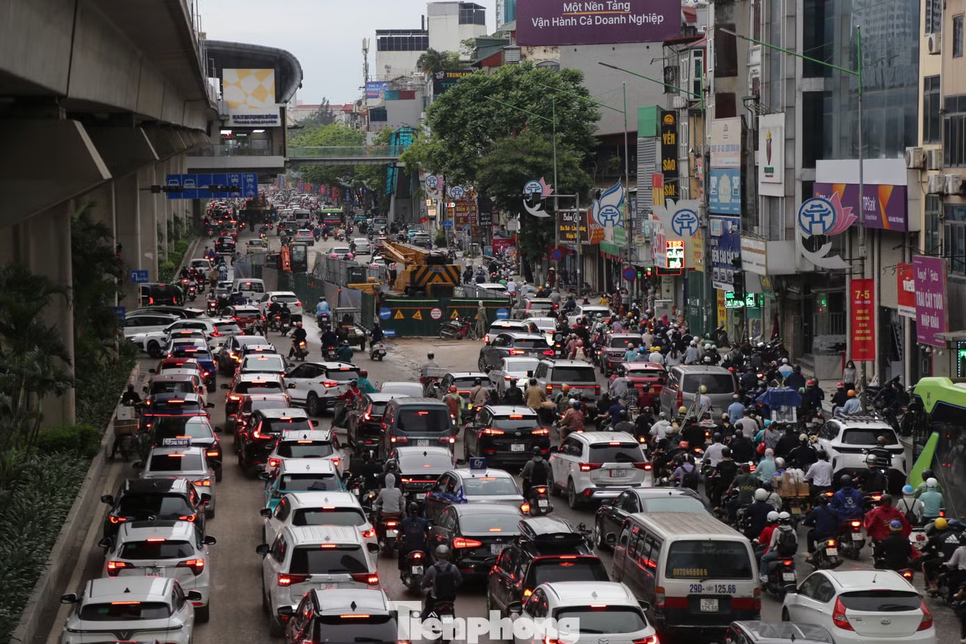 Từ 1/1/2028, Hà Nội sẽ mở rộng thí điểm cấm xe xăng trong vành đai 1. Hà Nội cấm xe máy xăng: Sẽ nhận diện tự động biển số xe vi phạm - Ảnh 2.