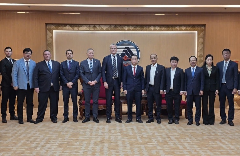 Tập đoàn logistics hàng đầu thế giới cam kết biến siêu cảng 45.300 tỷ đồng tại Đà Nẵng thành trung tâm trung chuyển của khu vực