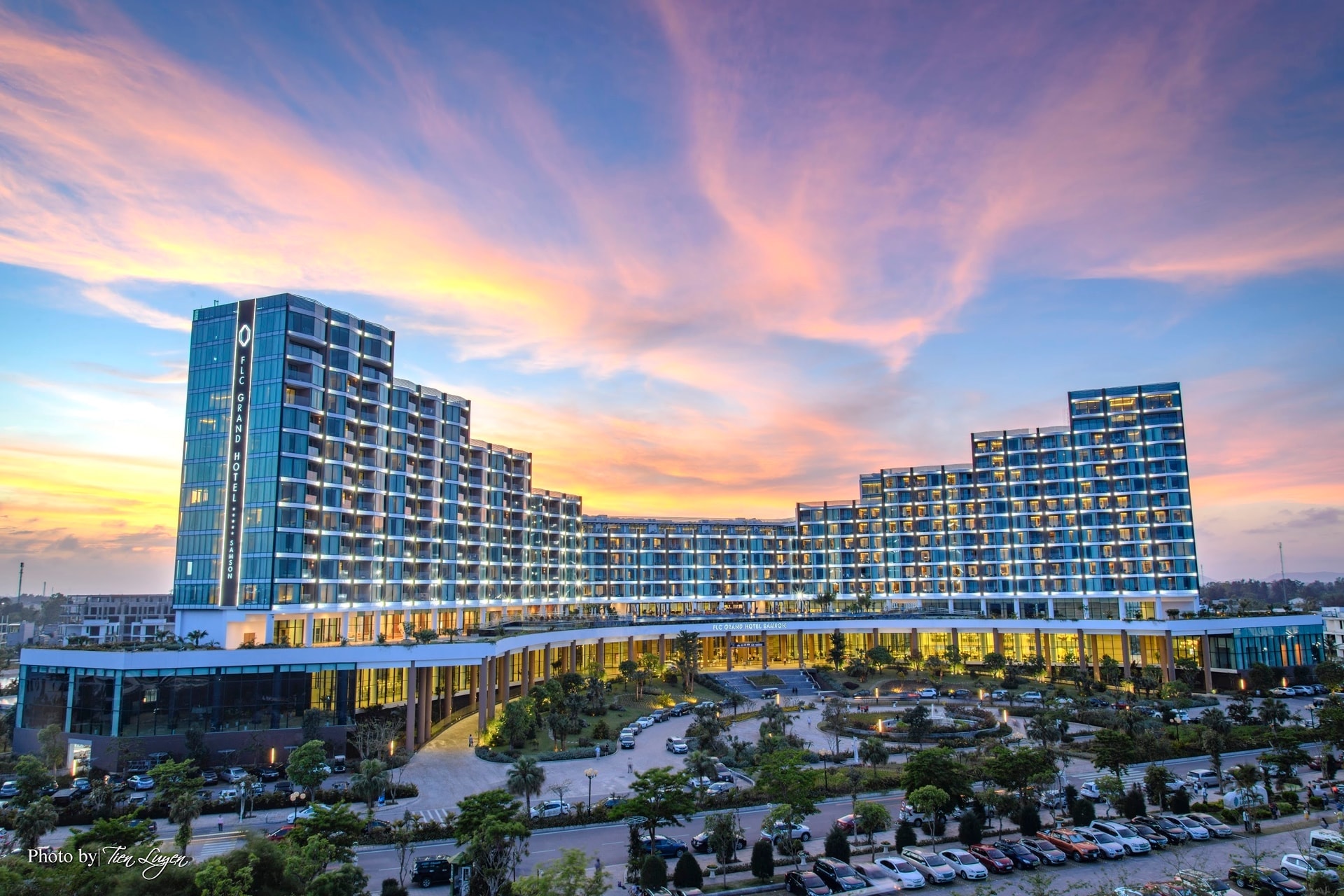 FLC-Grand-Hotel-Sam-Son- (1)