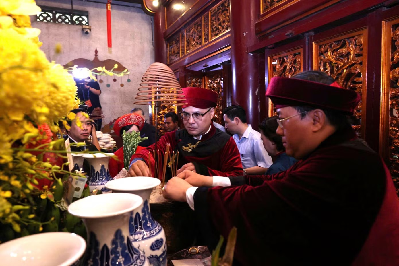Tổng Bí thư, Chủ tịch nước Tô Lâm dâng hương Giỗ Tổ Hùng Vương - Ảnh 11.