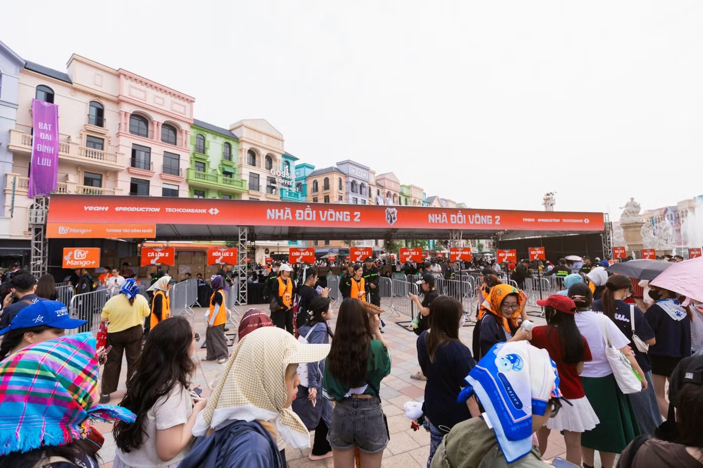 Biển người đổ về Hưng Yên - Ảnh 13.