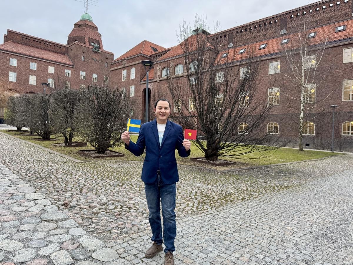 Tiến sĩ Việt thuộc top 2% nhà khoa học ảnh hưởng nhất thế giới: Nhận học bổng du học tại 4 quốc gia lớn, được vinh danh Gương mặt trẻ tiêu biểu