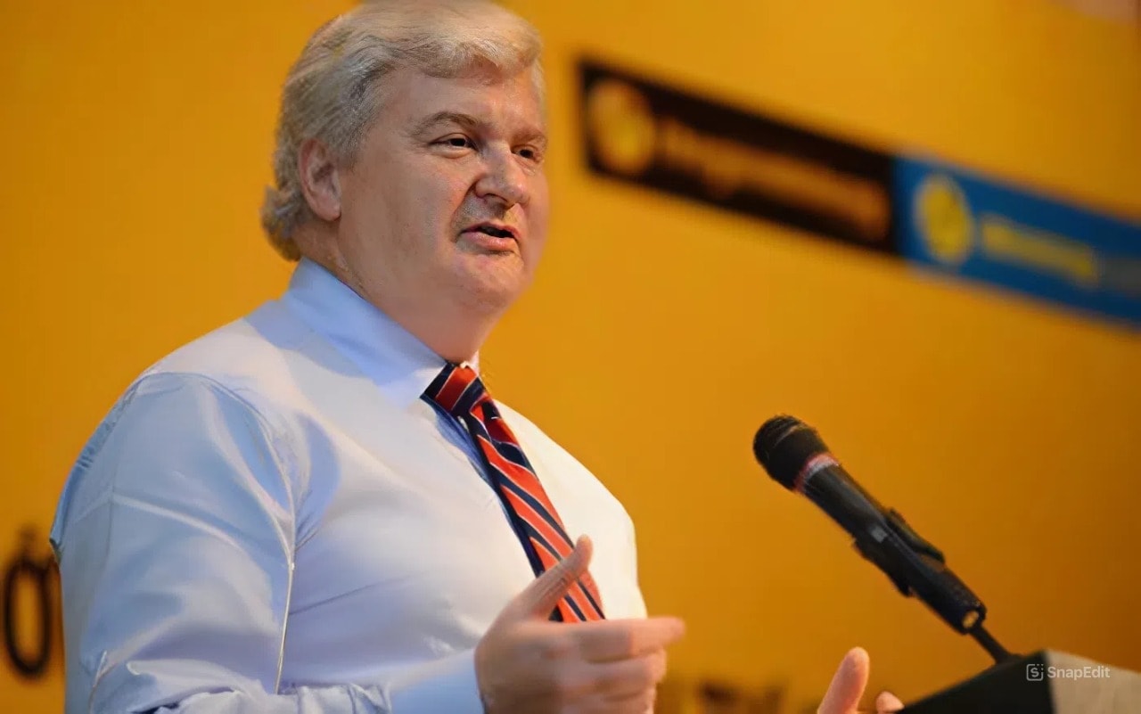 Thế giới Di động chi hàng tỷ đồng cho 1 chuyên gia, Chủ tịch Nguyễn Đức Tài nói ‘đáng đồng tiền bát gạo’