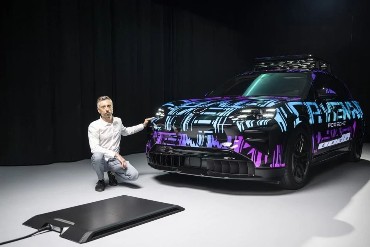 Đế sạc không dây giá 160 triệu vừa ra mắt: Đẳng cấp hay lãng phí?